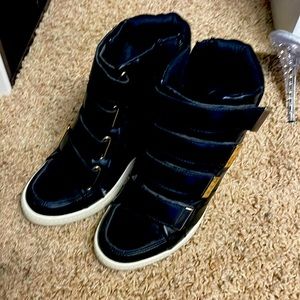 Aldo black wedge booties